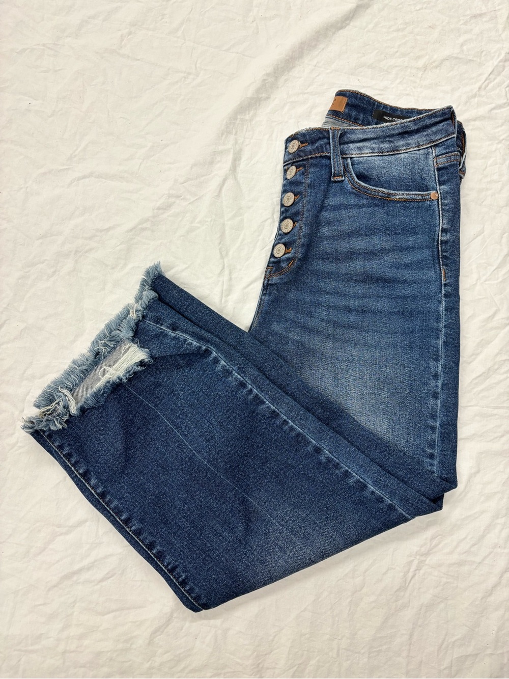 Judy Blue Dark Blue High-Rise Frayed Hem Wide Cropped Jeans | Size 29